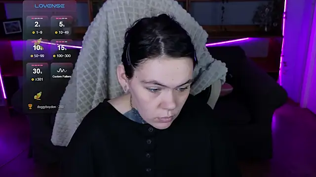 QwertyAnnie Lbo online show from 04-09-26, 11:15