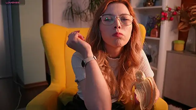 SonyaCubine online show from 04-12-26, 11:37