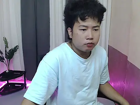 Snapshot of Soctober chatting on 04-10-26, 02:22 Soctober online show from 04-10-26, 02:22