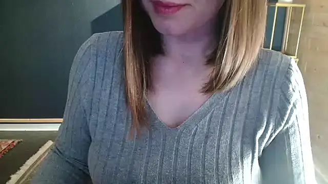 NicoleLove  online show from 06-07-26, 02:16