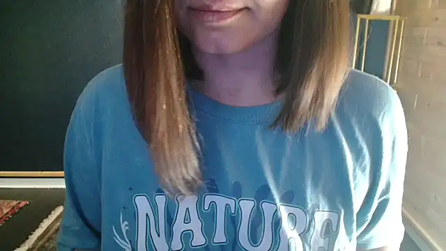 NicoleLove  online show from 06-17-26, 04:59
