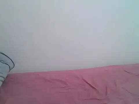 MsLaura24 online show from 04-12-26, 08:41