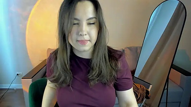 Snapshot of Nelie_Evans chatting on 05-19-26, 01:56 Nelie Evans online show from 05-19-26, 01:56