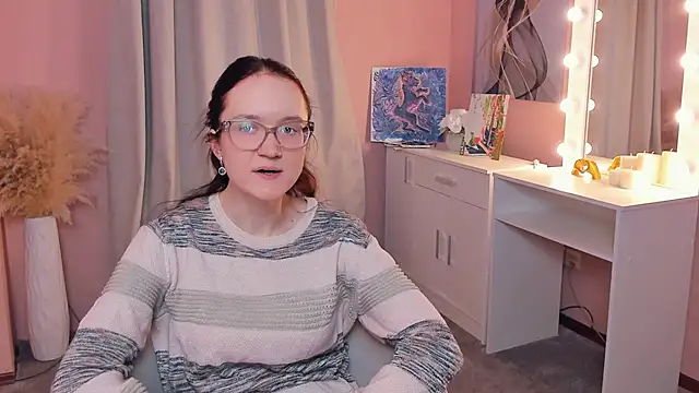 ErmaCurlis online show from 04-11-26, 10:41