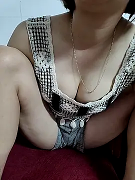 2 banana online show from 05-09-26, 03:06