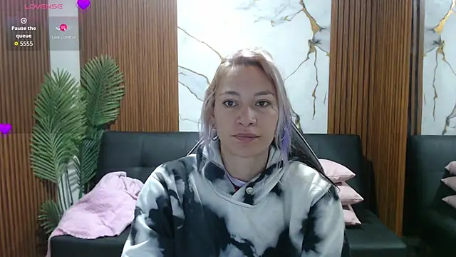 alonddra tay online show from 07-14-26, 11:49