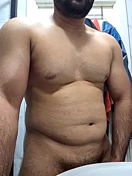 Snapshot of massivecumerr chatting on 05-03-26, 11:44 massivecumerr online show from 05-03-26, 11:44