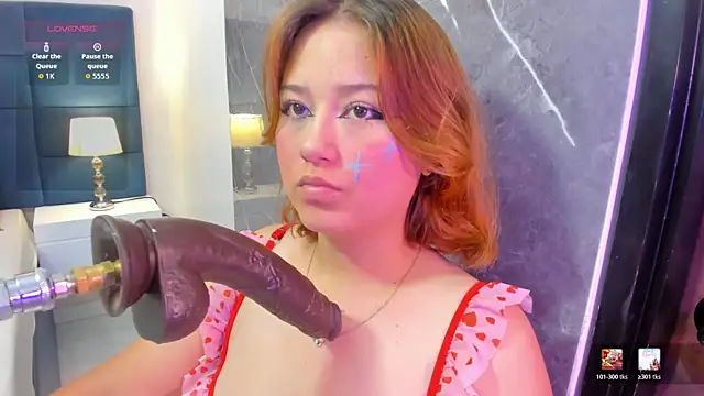 Snapshot of iza_grey chatting on 05-06-26, 11:48 iza grey online show from 05-06-26, 11:48