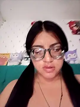 Snapshot of SOFI__10 chatting on 04-29-26, 05:55 SOFI 10 online show from 04-29-26, 05:55