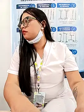 Snapshot of SOFI__10 chatting on 05-06-26, 04:56 SOFI 10 online show from 05-06-26, 04:56