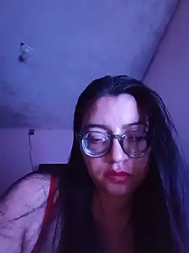 Snapshot of SOFI__10 chatting on 05-15-26, 02:51 SOFI 10 online show from 05-15-26, 02:51