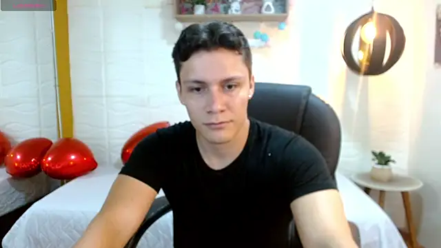 Zayn clausen online show from 04-13-26, 05:07