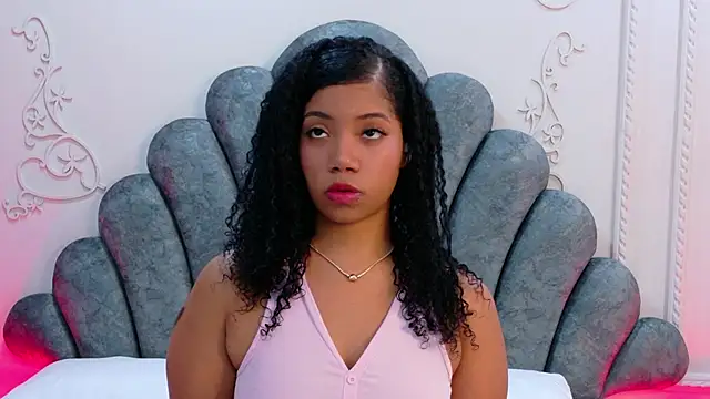 Snapshot of Abby_Montero chatting on 05-19-26, 03:35 Abby Montero online show from 05-19-26, 03:35