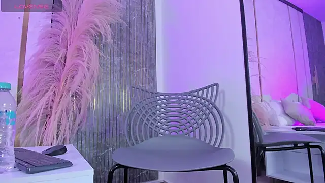 jade spinters online show from 07-29-26, 07:56