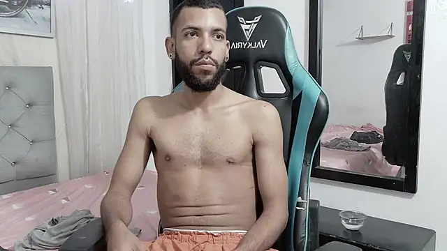 Winrrar7777 online show from 04-22-26, 06:16