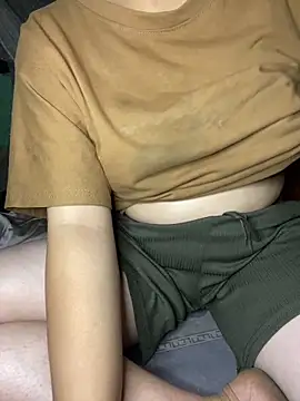 Snapshot of MisuSmile chatting on 04-12-26, 01:21 MisuSmile online show from 04-12-26, 01:21