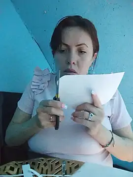 carolinhe26 online show from 07-14-26, 07:30