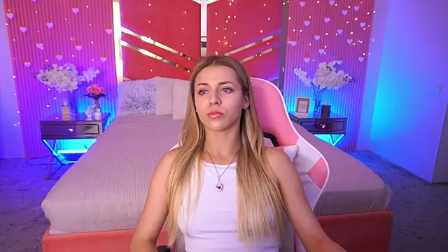 DoveLovee online show from 06-16-26, 12:08