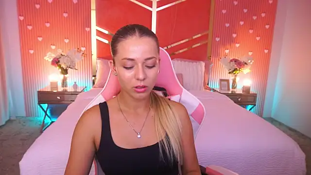 DoveLovee online show from 07-14-26, 12:33