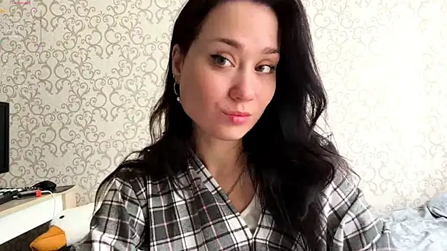 DinahZapalac online show from 04-14-26, 06:19