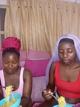 Snapshot of HotBabe_04 chatting on 05-14-26, 05:25 HotBabe 04 online show from 05-14-26, 05:25