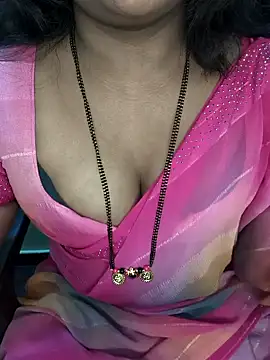 Snapshot of ur_love_kannada1 chatting on 04-24-26, 06:10 ur love kannada1 online show from 04-24-26, 06:10