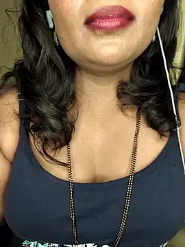 Snapshot of ur_love_kannada1 chatting on 04-29-26, 05:30 ur love kannada1 online show from 04-29-26, 05:30