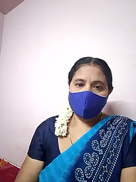 Snapshot of Tamilaunty35 chatting on 06-06-26, 04:12 Tamilaunty35 online show from 06-06-26, 04:12