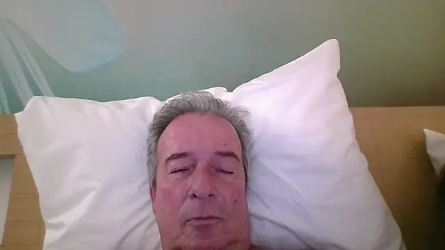 Snapshot of Sanny1609 chatting on 05-30-26, 08:17 Sanny1609 online show from 05-30-26, 08:17