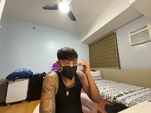 tattoo hottie online show from 04-15-26, 01:40