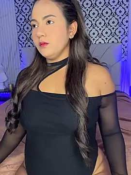 Snapshot of Brenda_Brm chatting on 05-19-26, 12:00 Brenda Brm online show from 05-19-26, 12:00