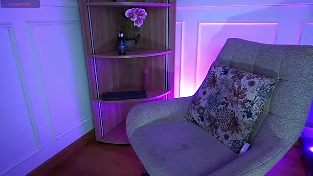 BrianaLane online show from 07-28-26, 03:21