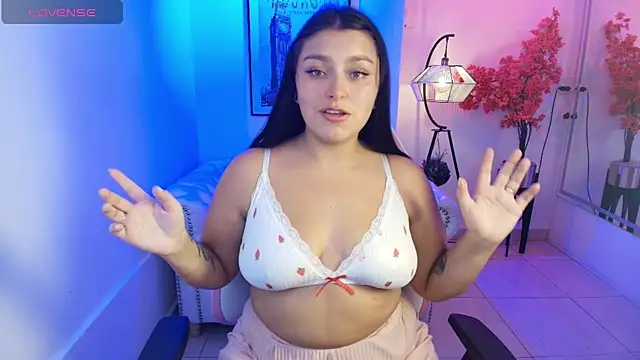 Selene blake online show from 04-14-26, 12:44