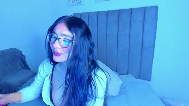 Snapshot of britanny_jones1 chatting on 07-22-26, 12:08 britanny jones1 online show from 07-22-26, 12:08