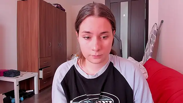 MioMoonlight online show from 04-12-26, 10:53