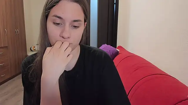 MioMoonlight online show from 04-24-26, 08:55