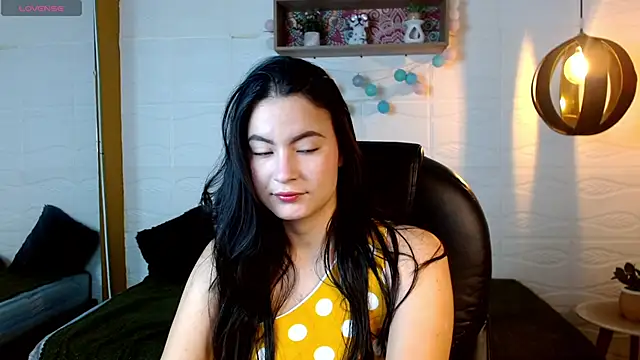 rosaleia  online show from 05-24-26, 05:12