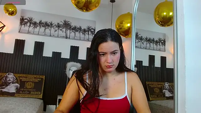 Snapshot of rosaleia_ chatting on 06-24-26, 04:33 rosaleia online show from 06-24-26, 04:33