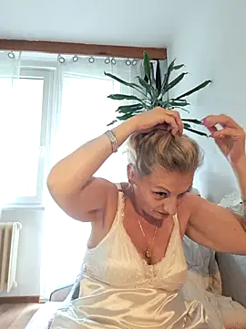 Blond lady czech online show from 07-14-26, 03:40