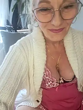 Blond lady czech online show from 07-22-26, 03:26