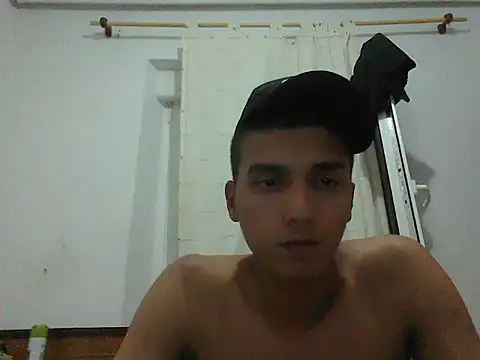 Me1L4Zqu1 online show from 06-25-26, 12:43