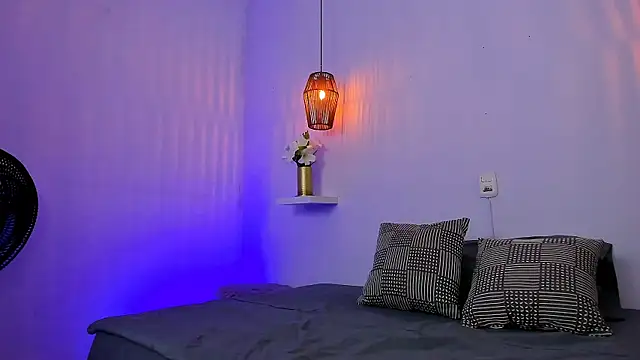 fatima-milf online show from 04-14-26, 01:22