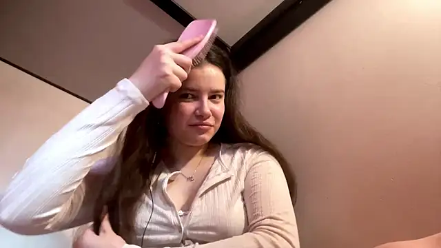 LonnaVandal online show from 04-13-26, 09:59