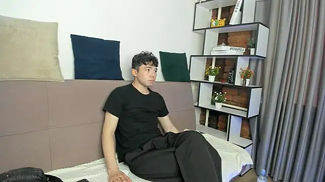 VelarMotion online show from 04-17-26, 09:23