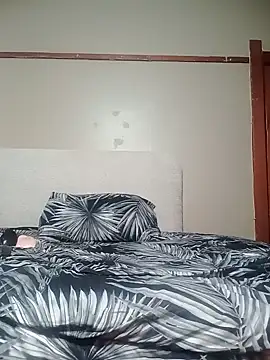 BUSTYQUEEN56  online show from 06-14-26, 07:21