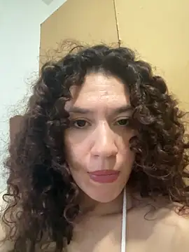 aliinaki26 online show from 04-16-26, 11:51