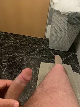 Nrwboy12 online show from 04-12-26, 01:32