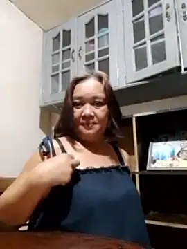 jeanyummytits online show from 05-14-26, 02:46