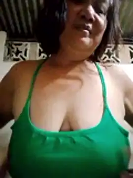 jeanyummytits online show from 06-03-26, 01:25