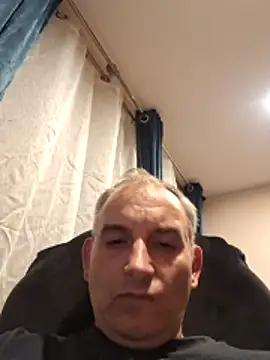 Snapshot of Piotr481 chatting on 04-18-26, 07:58 Piotr481 online show from 04-18-26, 07:58
